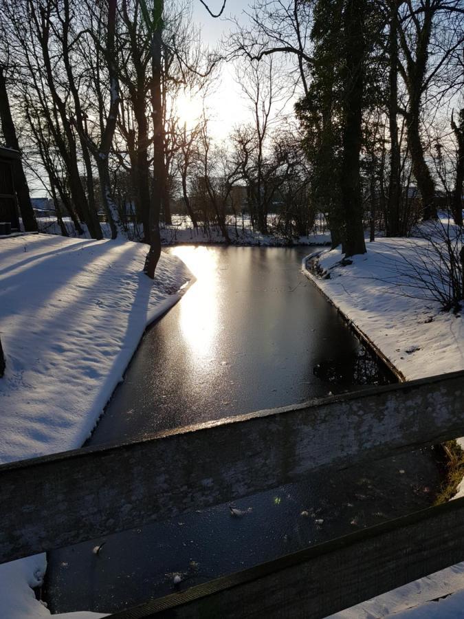 Ferienhaus Poseidon Neuharlingersiel Eksteriør billede