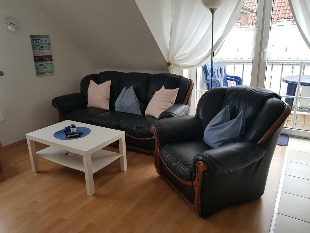 Ferienhaus Poseidon Neuharlingersiel Eksteriør billede